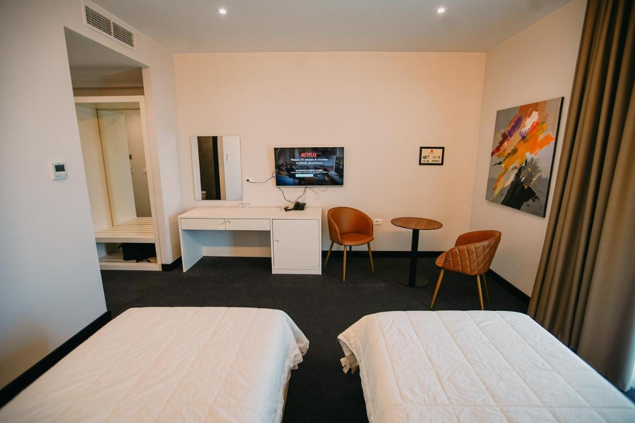 דורס Hotel Delta Premium מראה חיצוני תמונה