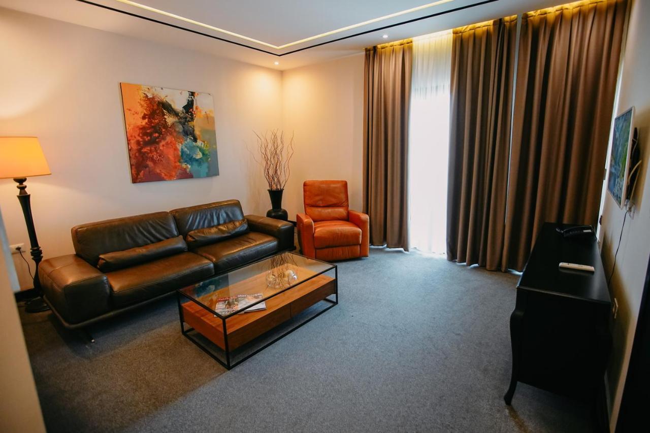 דורס Hotel Delta Premium מראה חיצוני תמונה