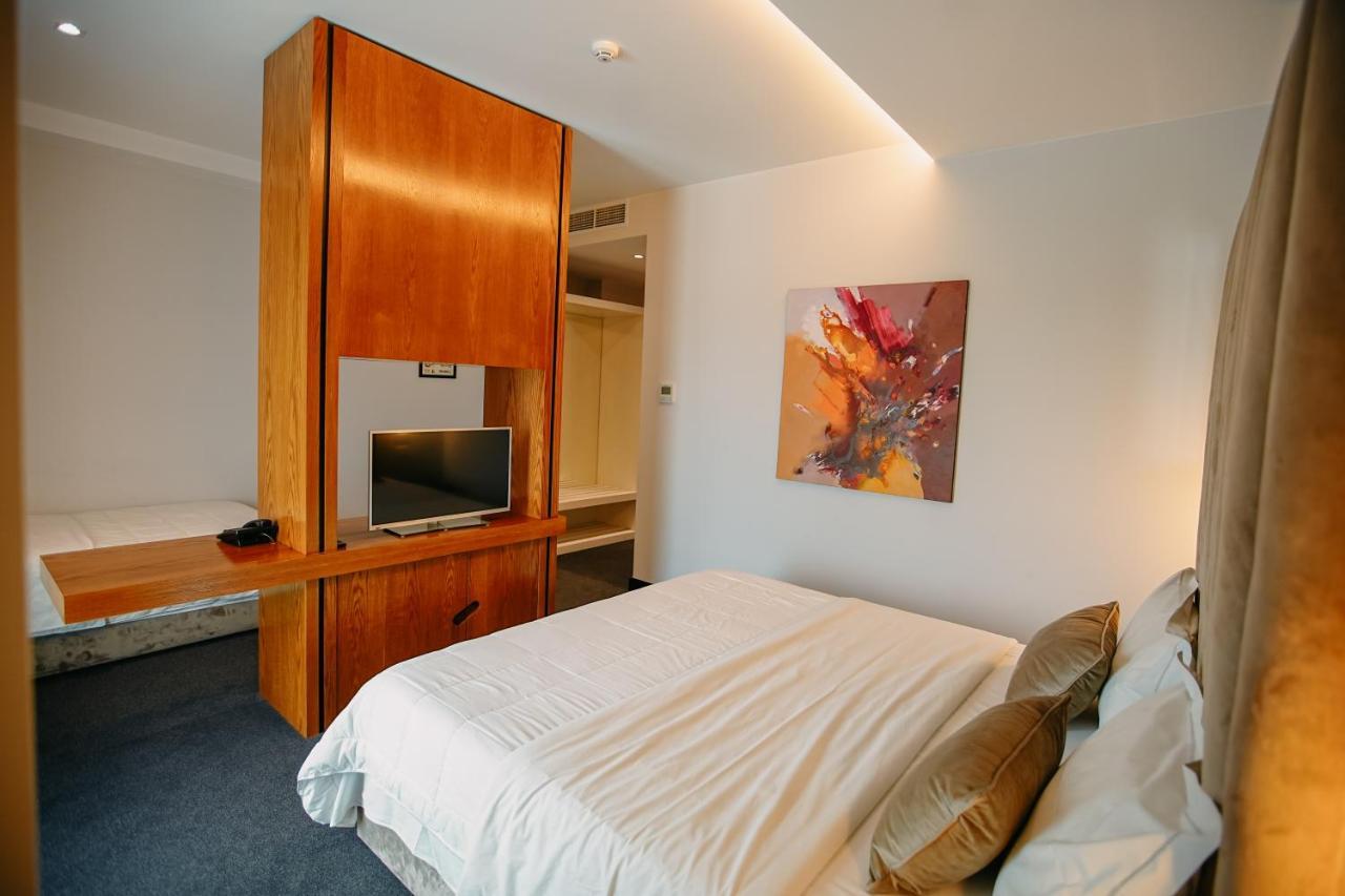 דורס Hotel Delta Premium מראה חיצוני תמונה