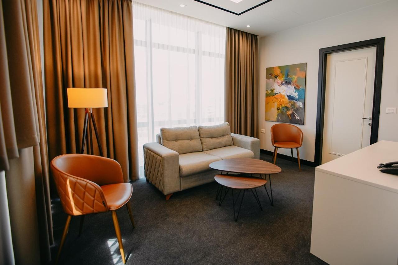 דורס Hotel Delta Premium מראה חיצוני תמונה