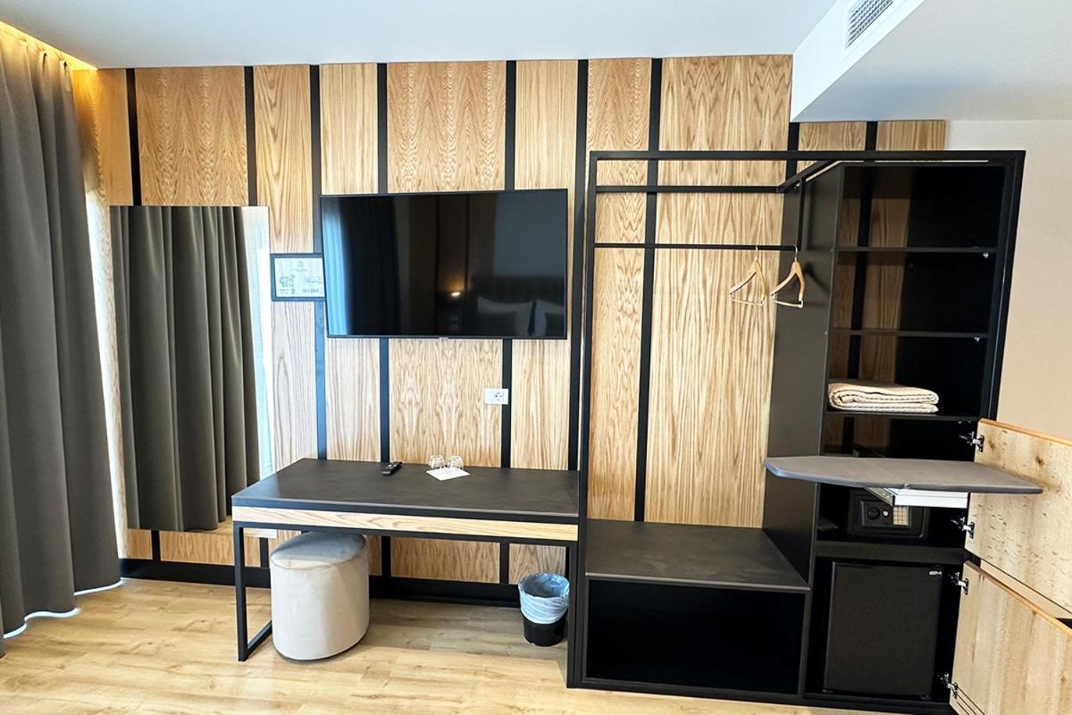 דורס Hotel Delta Premium מראה חיצוני תמונה