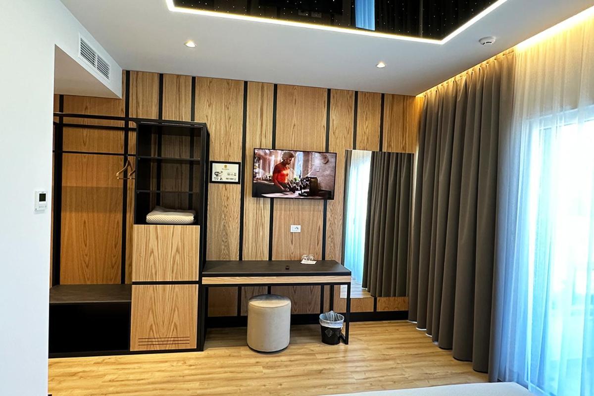דורס Hotel Delta Premium מראה חיצוני תמונה